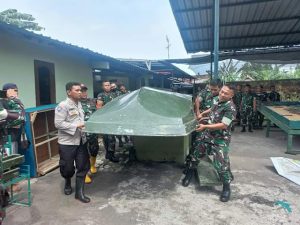 Satu Perahu Milik Kodim Pati Di Stanbykan Di Desa Karangrowo Jakenan