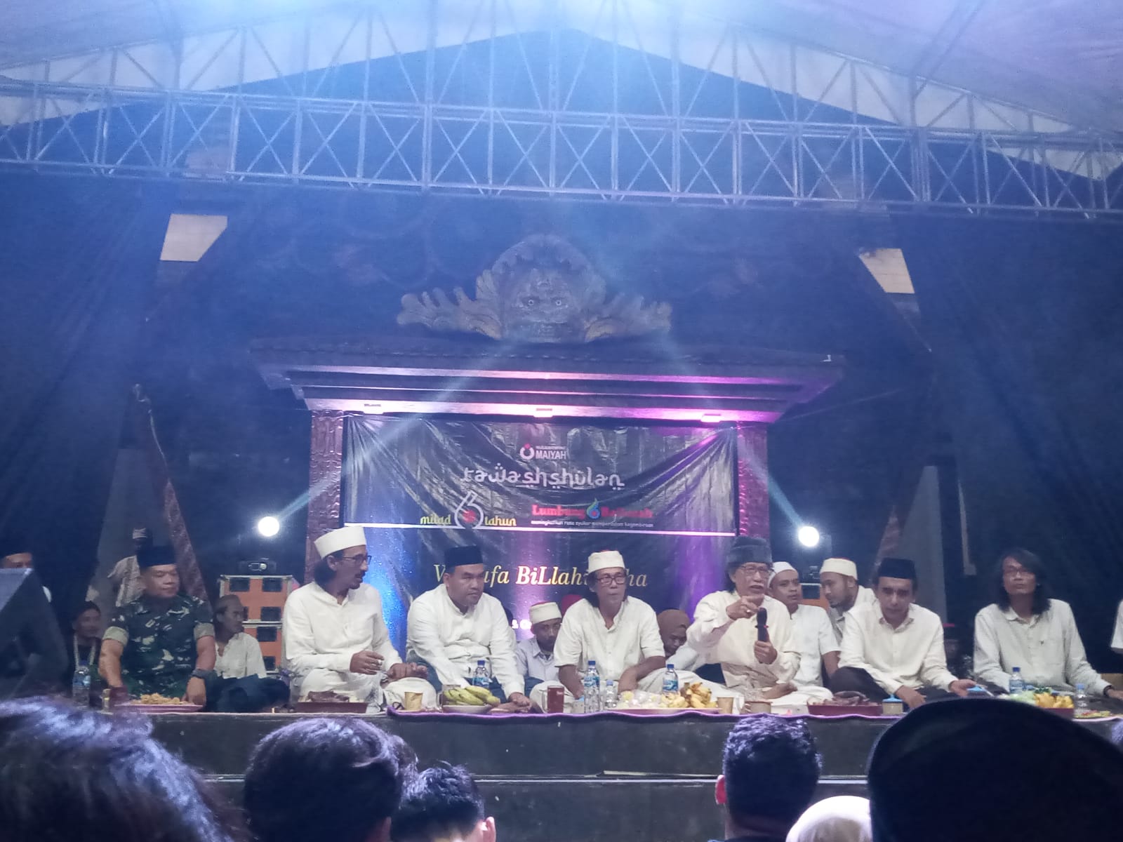 Ngaji Bersama Cak Nun Dalam Konteks Maiyah Dan Milad Lumbung Bailorah .