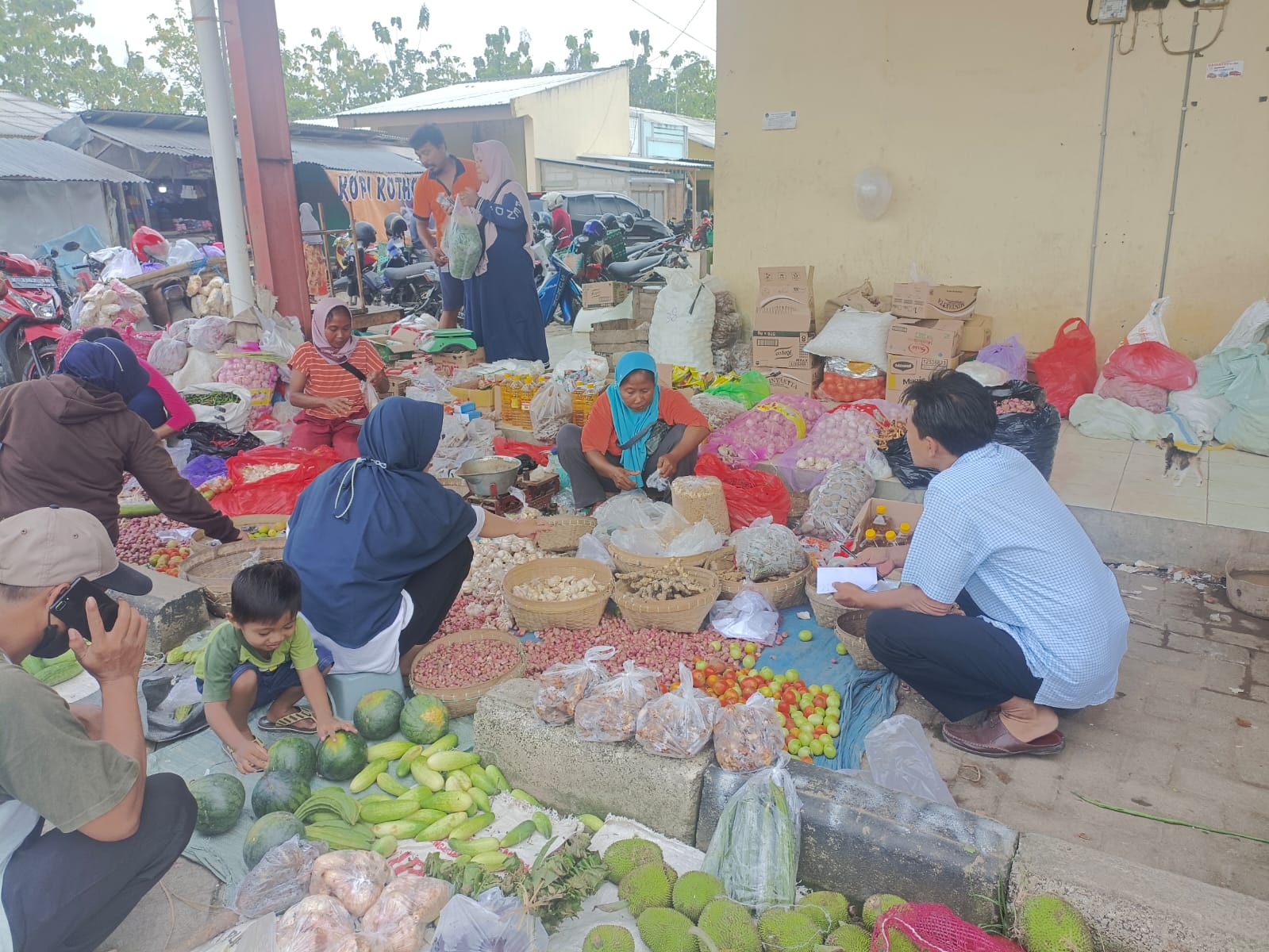 Polsek Blora Gencarkan Patroli Pasar Sido Makmur