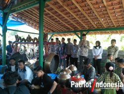 Joko Tani Lakon Wayang Kulit Dalam Acara Sedekah Bumi Desa Gersi Blora.