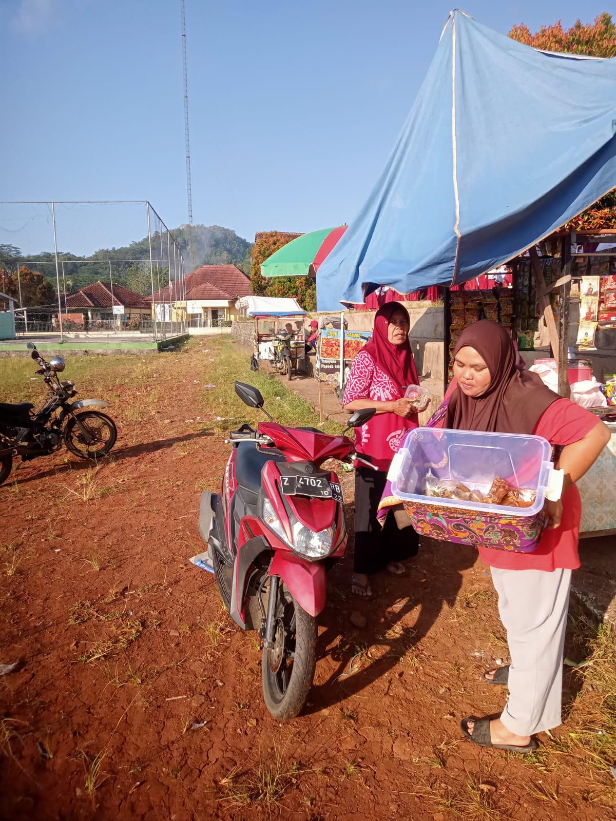 Dengan Adanya MBG Pendapatan Perdagangan Kecil Di Tasikmalaya Menurun Dengan Signifikan Terasa Oleh Pedagang Kecil