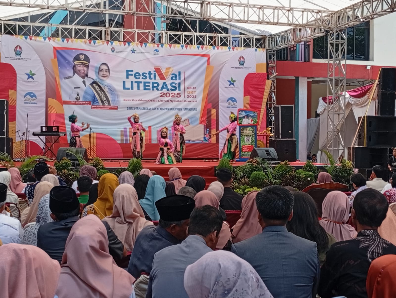 Bupati Buka Festival Literasi 2025, Dinpusip Diapresiasi Gugah Wawasan Masyarakat