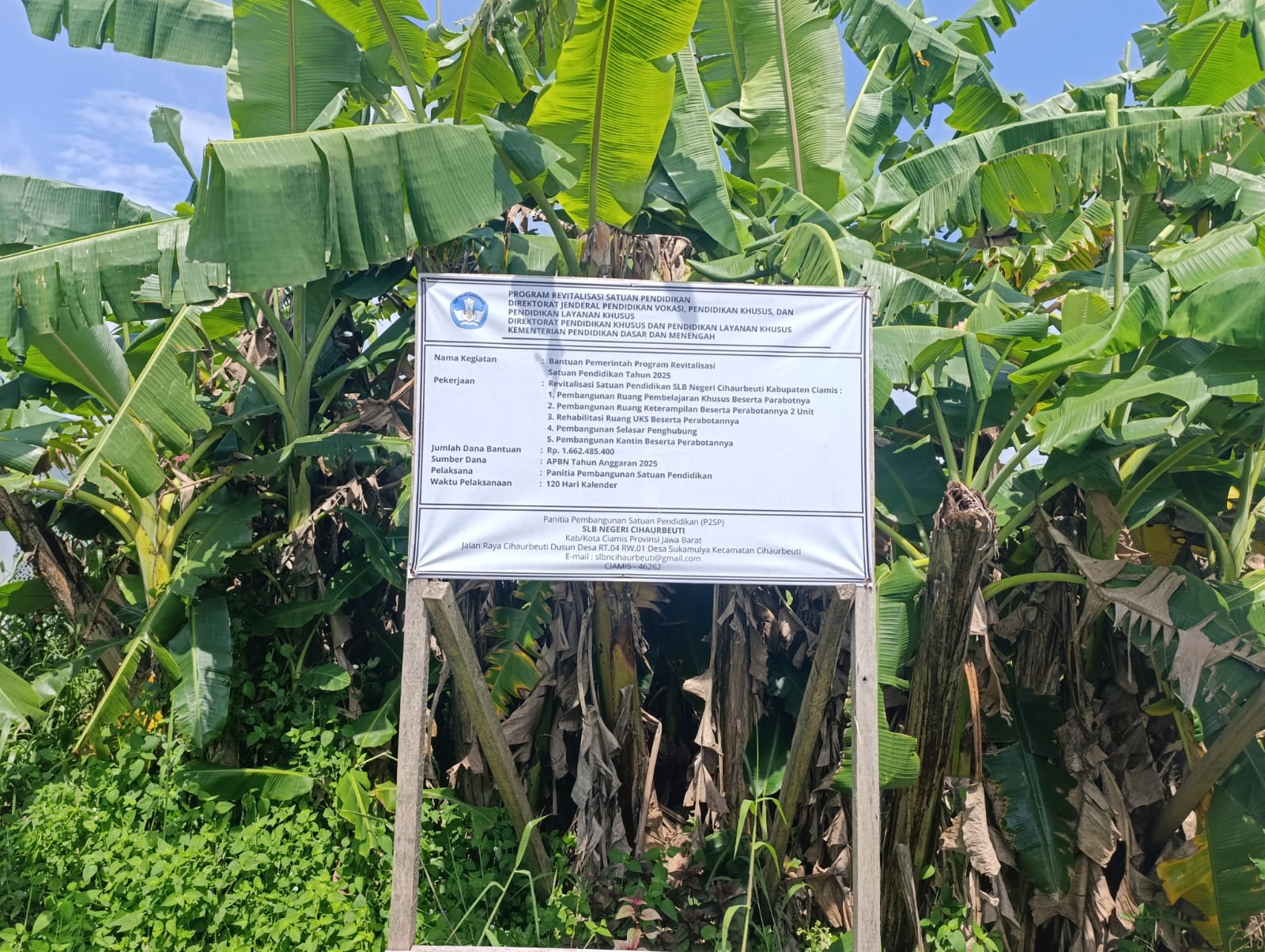 Pembangunan di SLB Negeri Cihaurbeuti Berlangsung, Minim K3 dan Dugaan Tanpa PBG Disorot