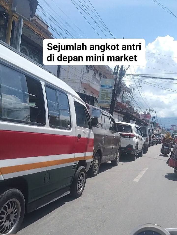 Bupati Saipullah Sebut Tidak Boleh Ada Tenaga Kesehatan yang Enggan Tingkatkan Pendidikan