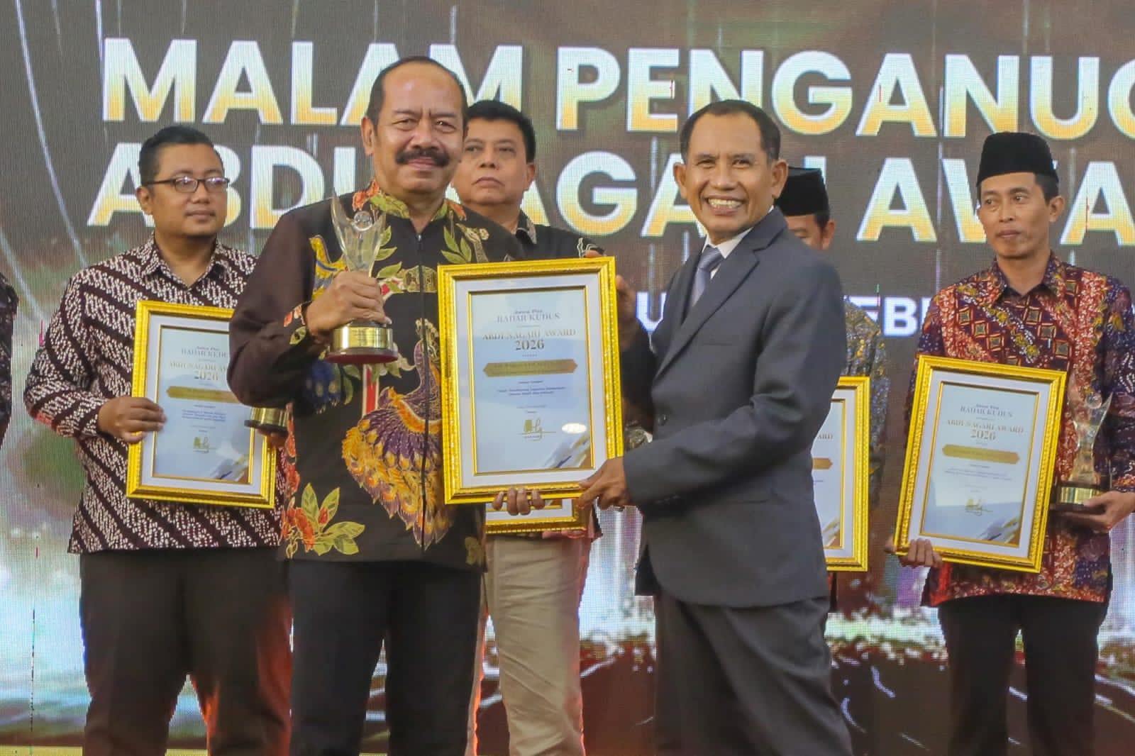 Para Penerima Penghargaan adalah Figur Abdi Negara, Memiliki Dedikasi Tinggi dan Setia Melayani Masyarakat