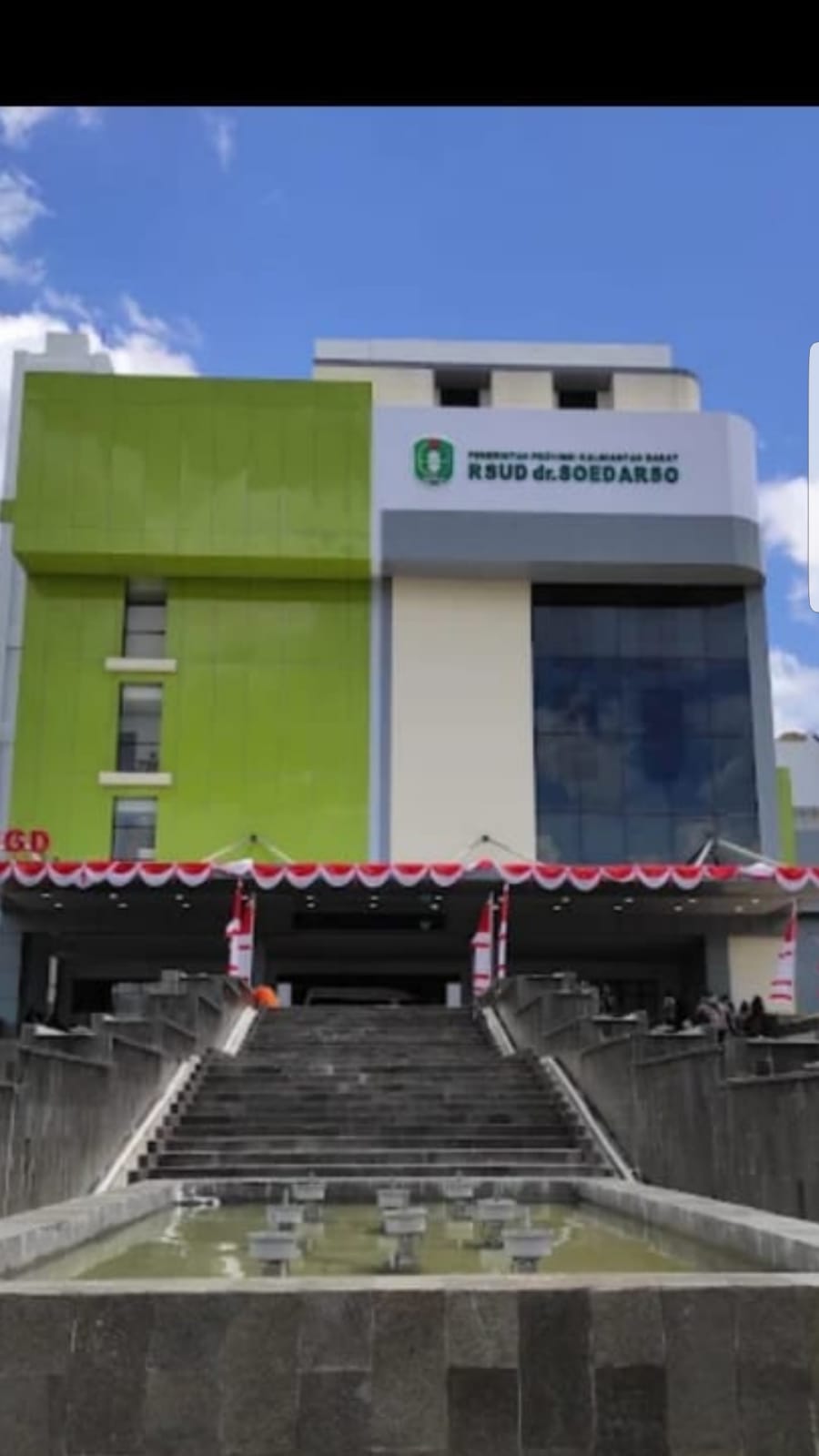 Proyek Rp31 Miliar di RSUD Soedarso Pontianak Disorot, Atap Gedung Rawat Inap Baru Roboh Saat Usia Bangunan Masih “Seumur Jagung”