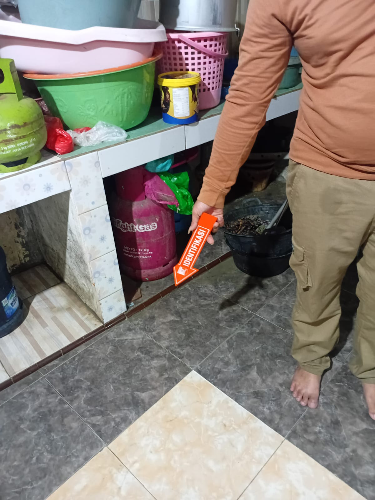 Nasib Nahas Menimpa Seorang Ibu Meninggal Dunia, Tersengat Listrik Saat Hendak Menolong Ssng Anak