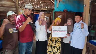 Suwiti Warga Desa Balong, Kecamatan Jepon, Mengaku Senang dapat Bantuan Rehap Rumah dari Baznas Blora sebesar Rp 10 juta.