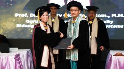 Saat AI Tak Bisa Berdiri Sendiri: BINUS Kukuhkan Prof. Tanty Oktavia, Soroti Pentingnya Human–AI Collaboration