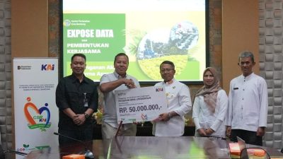 KAI Daop 2 Bandung Salurkan TJSL Lebih dari Rp1,1 Miliar di Tahun 2025